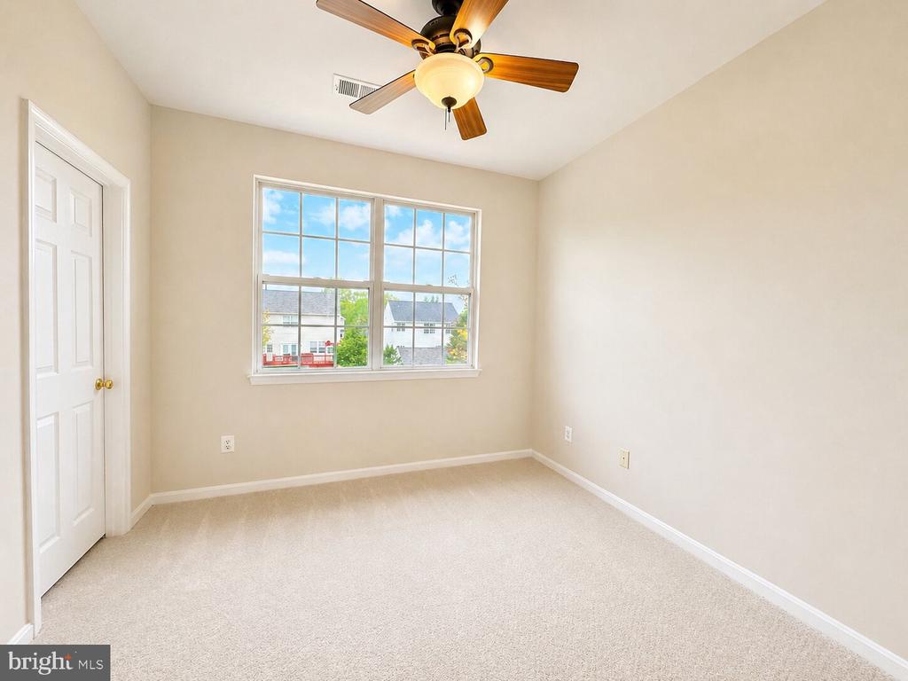 12434 IONA SOUND DRIVE