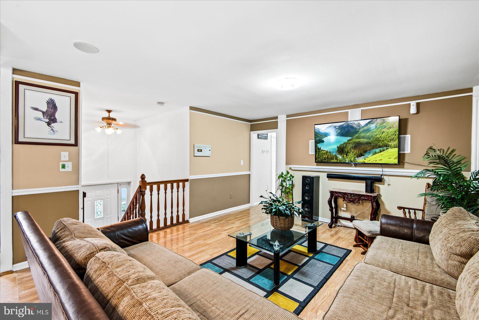 7986 DEWARD COURT