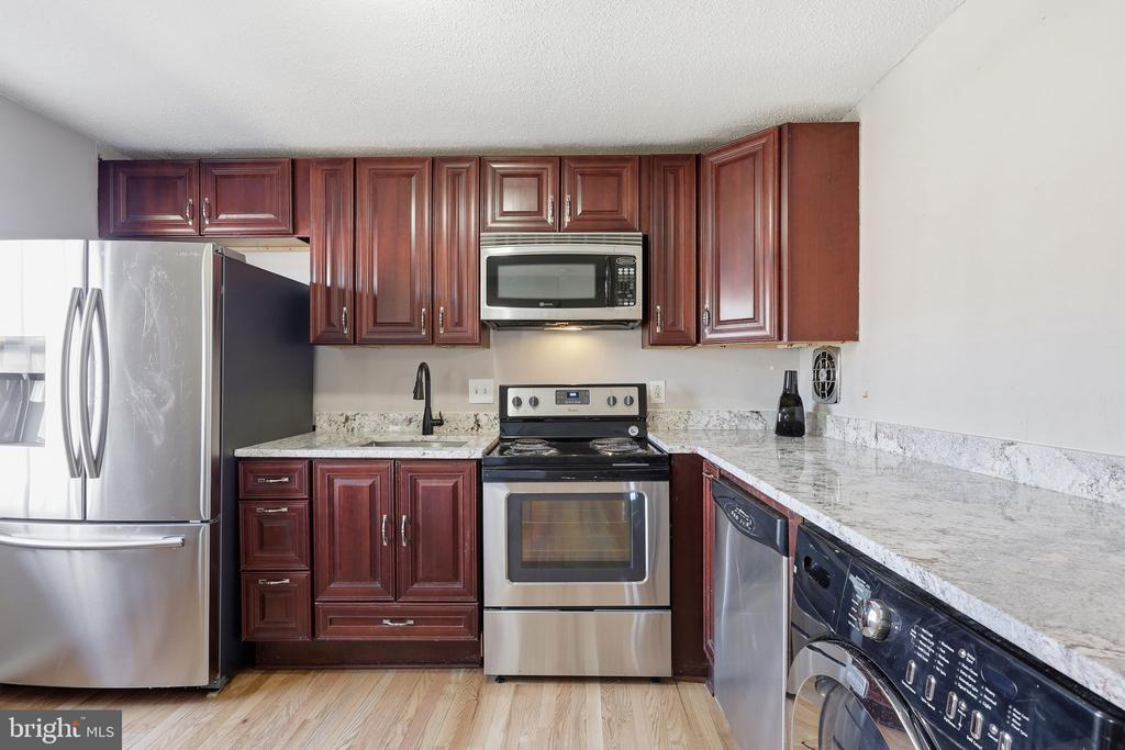 2942 WETHERBURN COURT