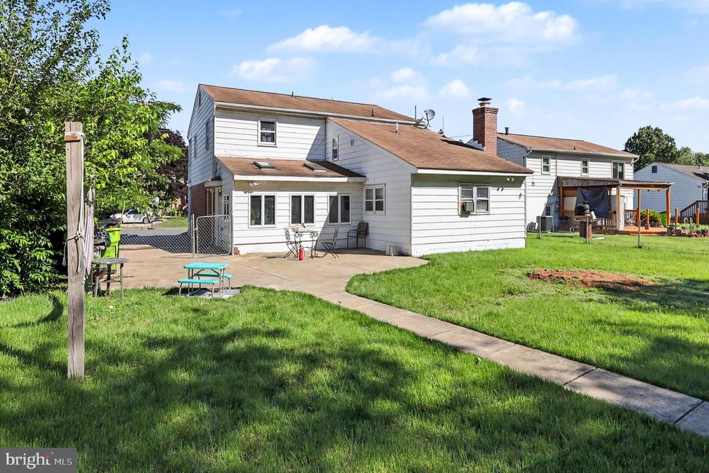 17841 LYDA LANE