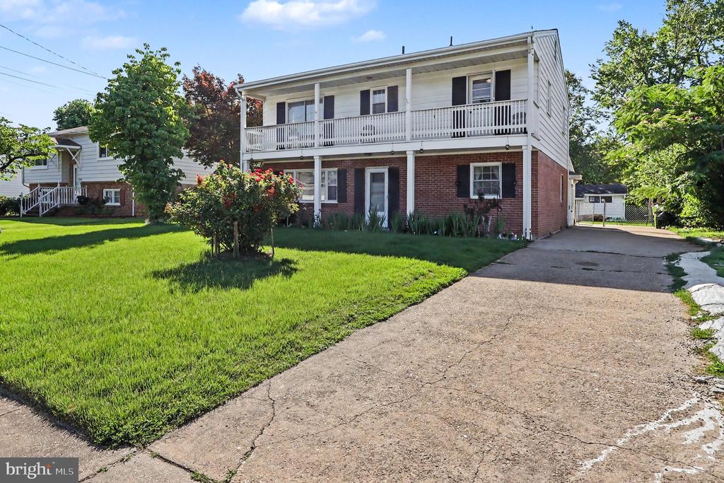 17841 LYDA LANE