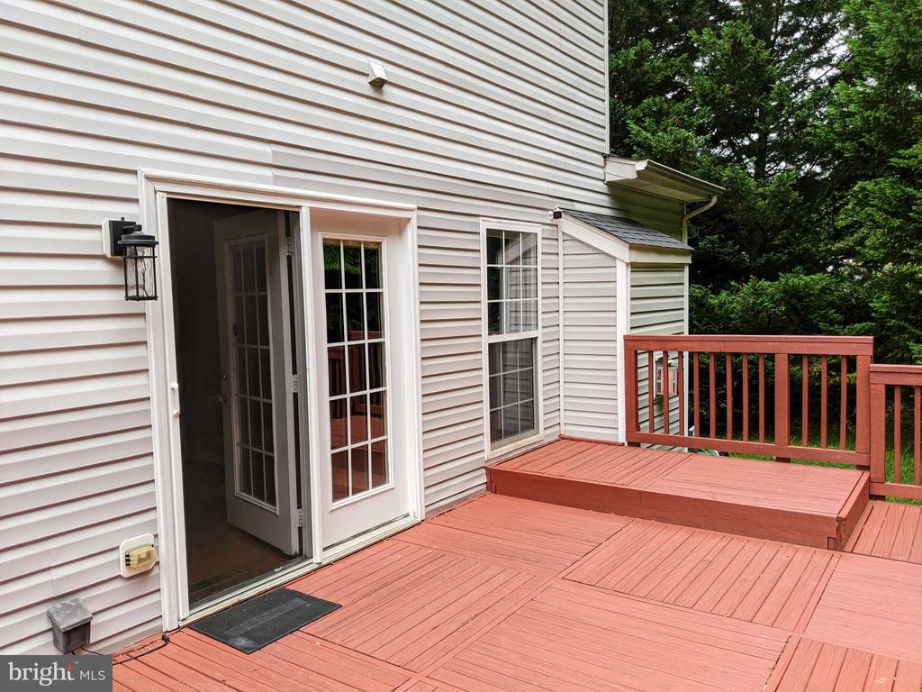 5569 ASSATEAGUE PLACE