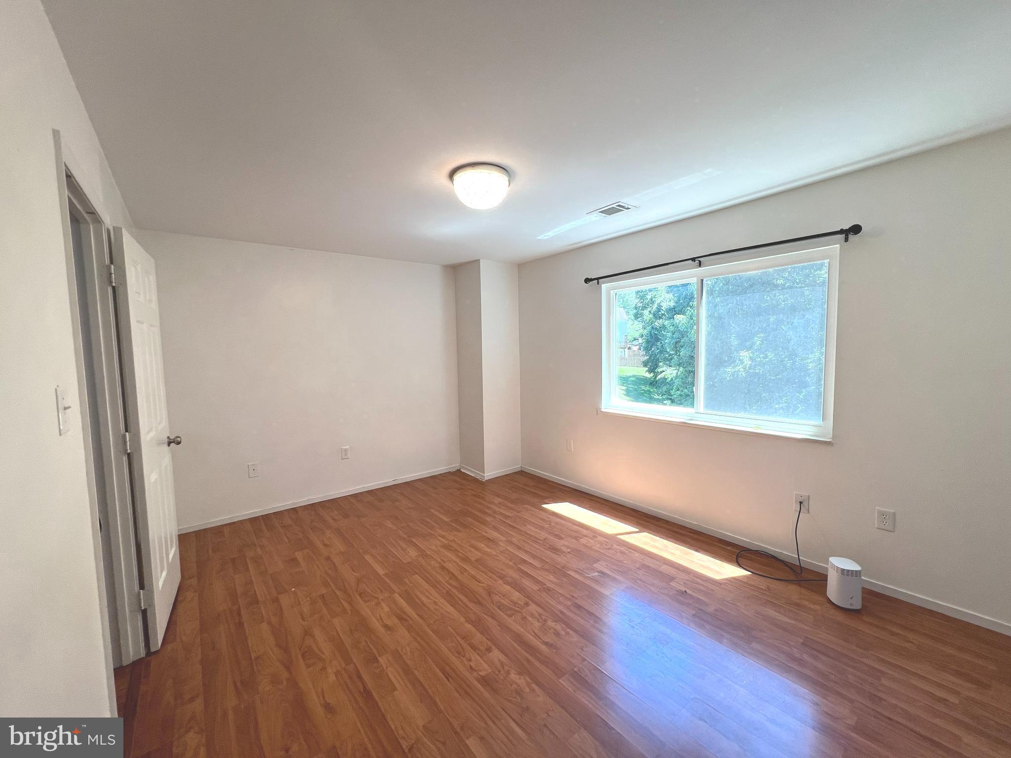 12102 PRESIDIO WAY
