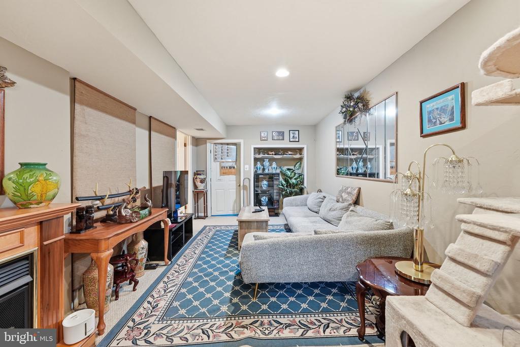 4796 PEARSON DRIVE