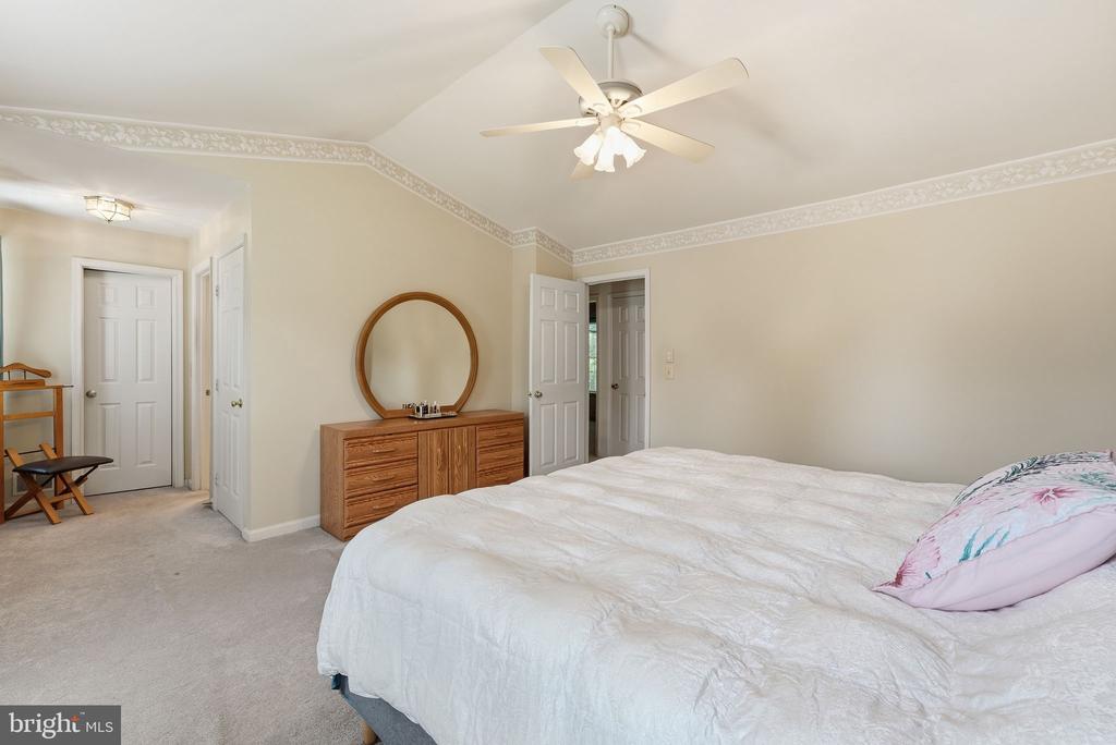 4796 PEARSON DRIVE