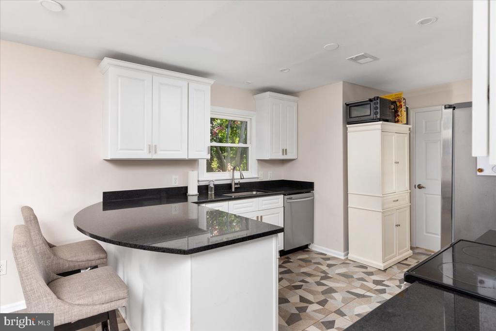 11622 LUCASVILLE RD ROAD