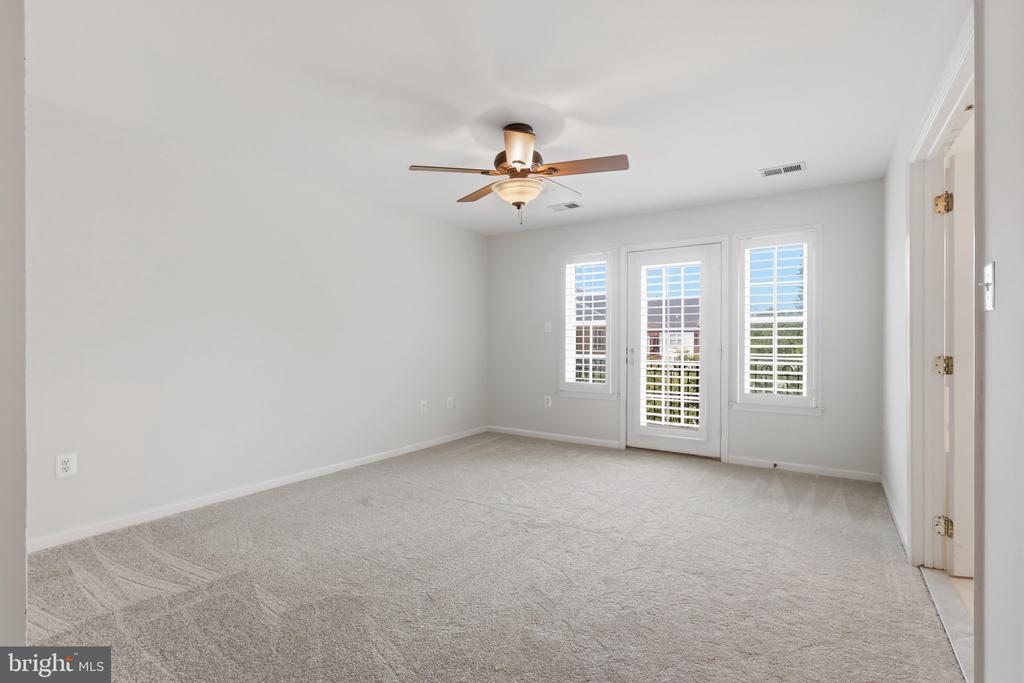728 VESTAL STREET