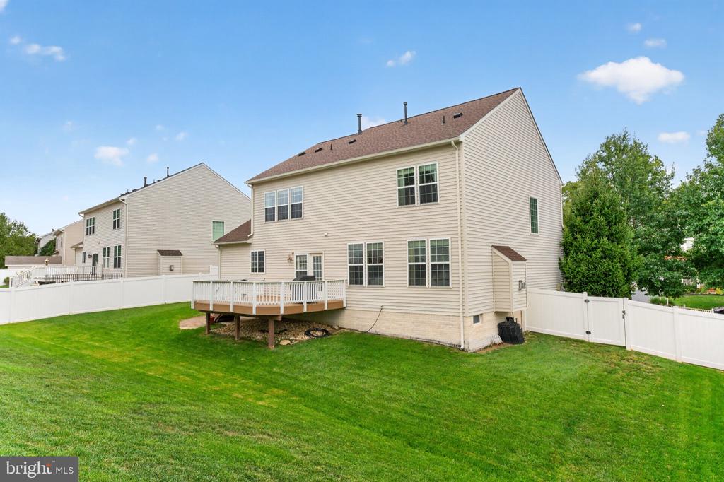 16460 CHATTANOOGA LANE