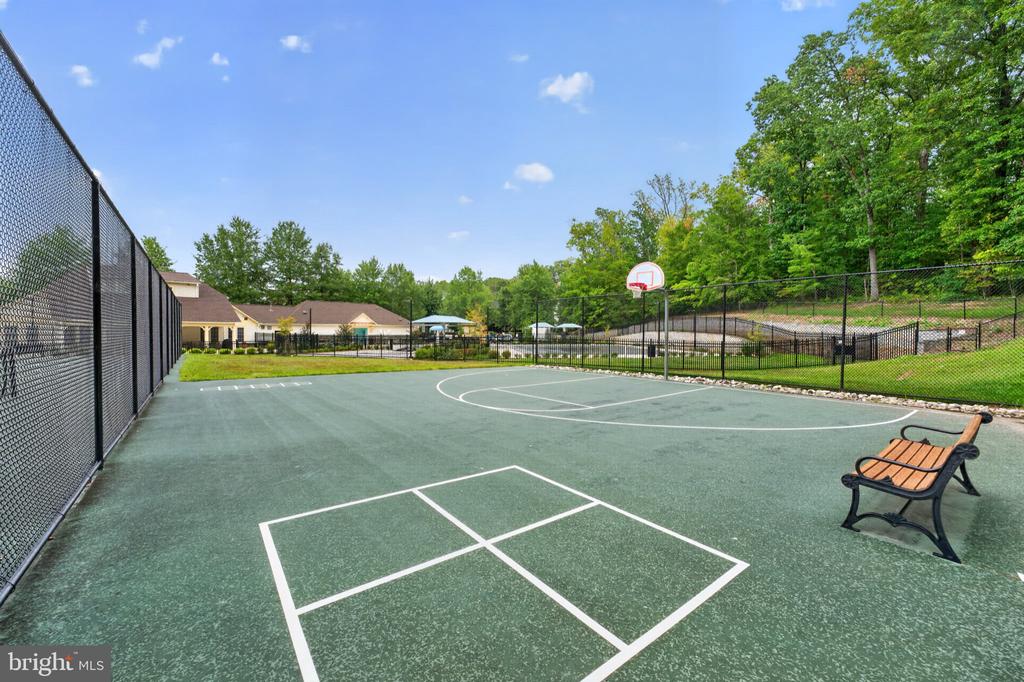 16460 CHATTANOOGA LANE