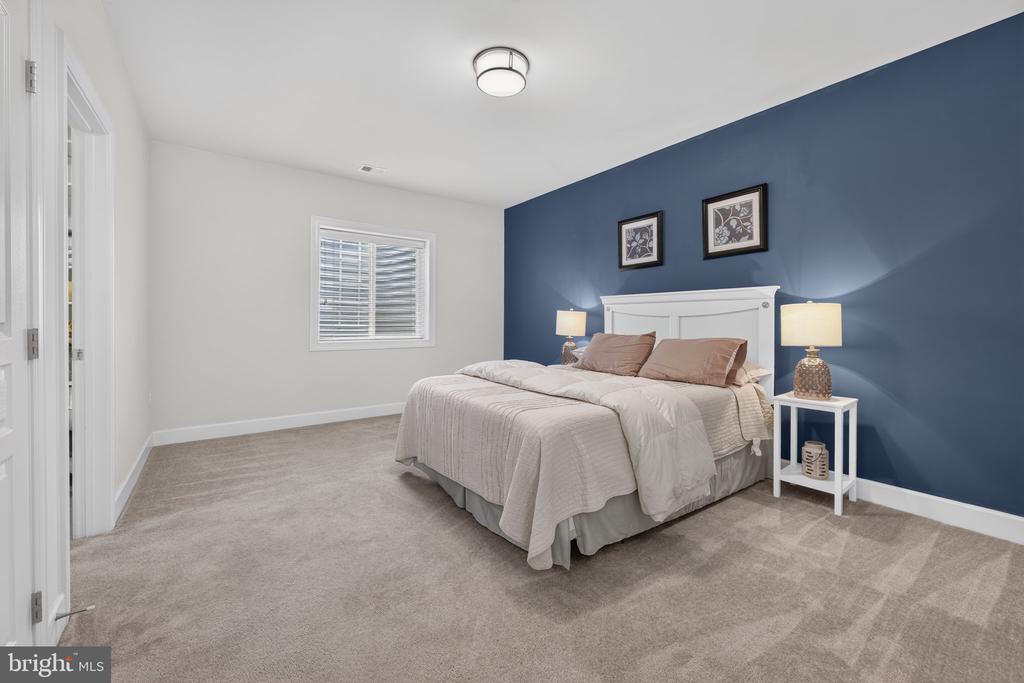 16460 CHATTANOOGA LANE