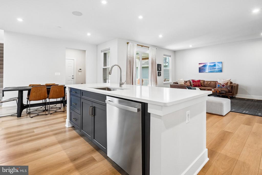 1974 SERVICEBERRY ROAD