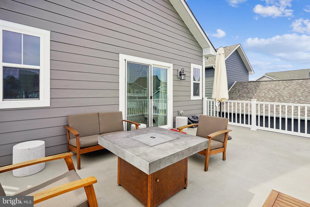 1974 SERVICEBERRY ROAD