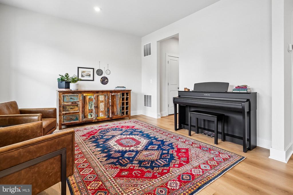 1974 SERVICEBERRY ROAD