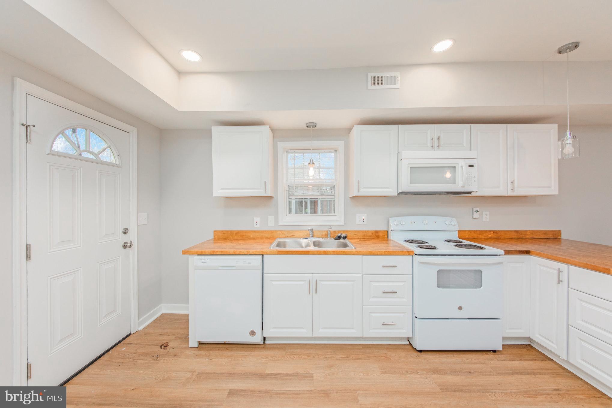 2414 MARION MASHORE STREET