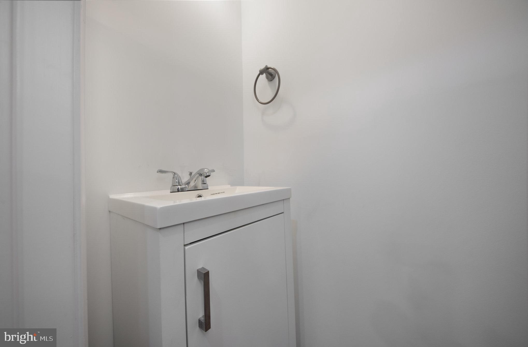 2414 MARION MASHORE STREET