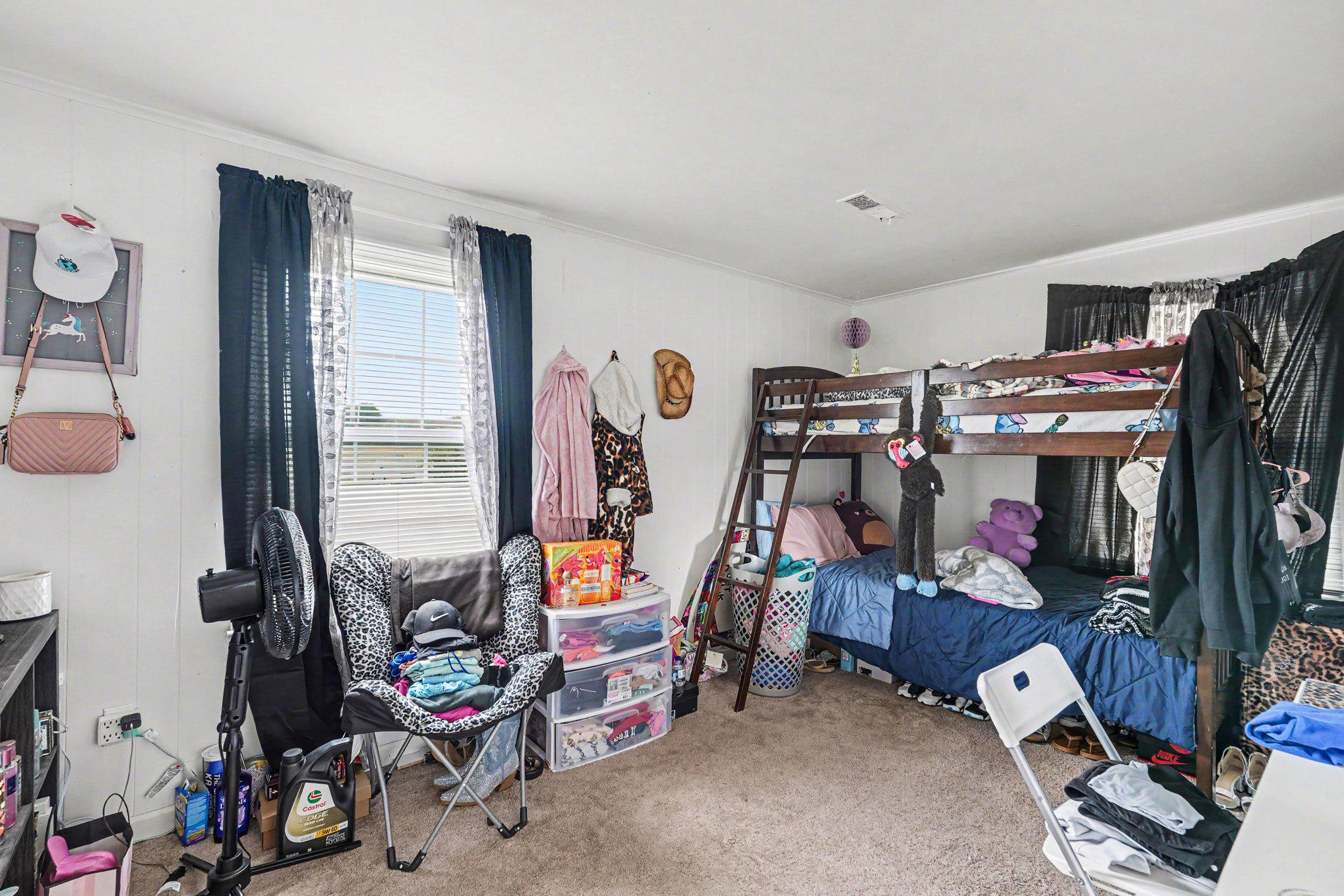 315 MURPHYS PLACE