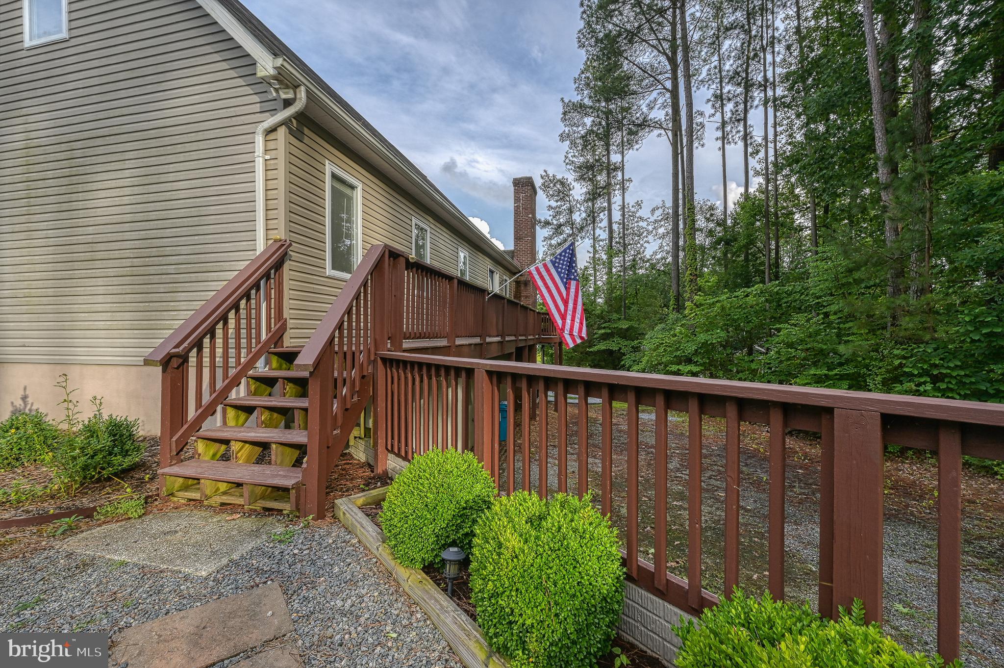 3355 FISHERMAN WAY