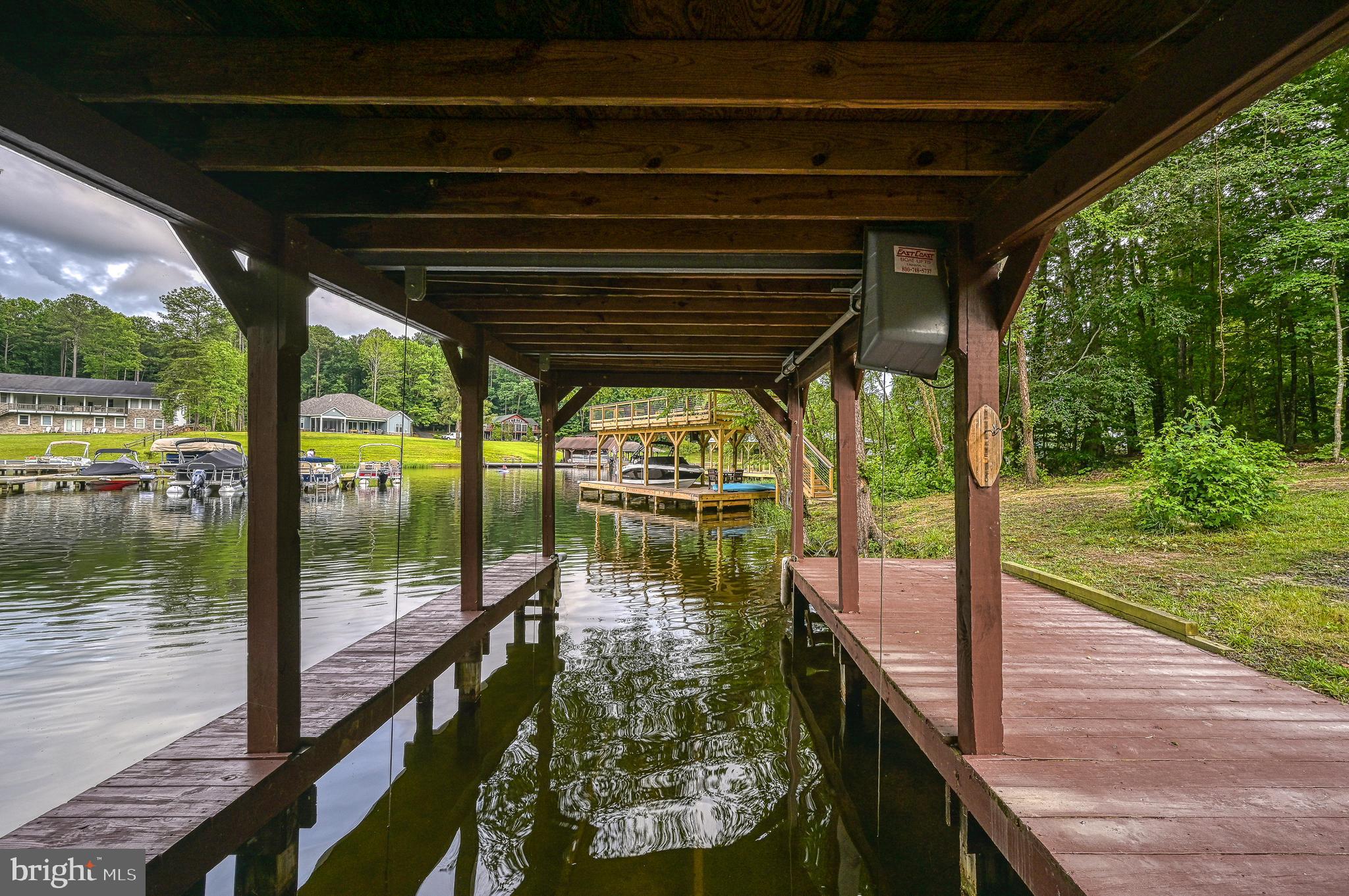 3355 FISHERMAN WAY