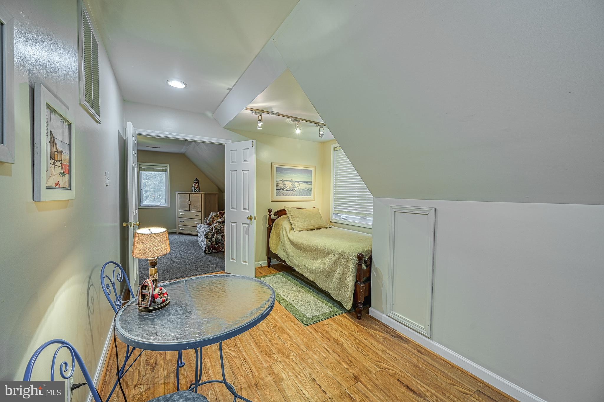 3355 FISHERMAN WAY