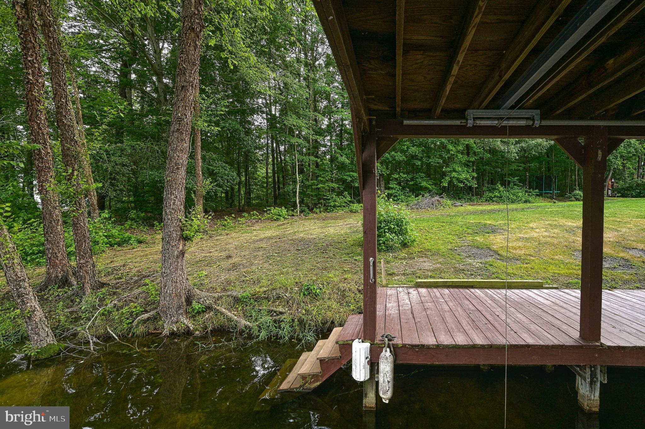 3355 FISHERMAN WAY