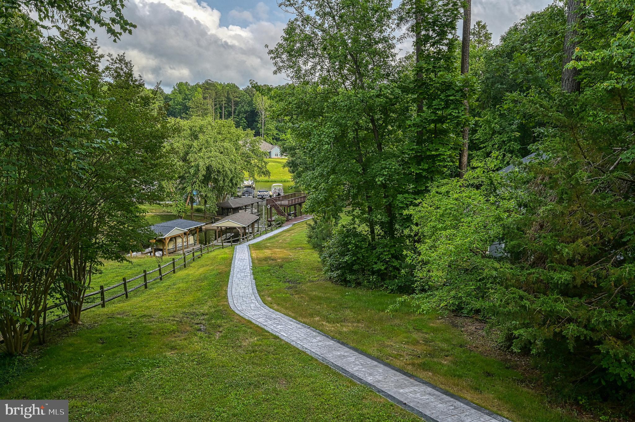 3355 FISHERMAN WAY
