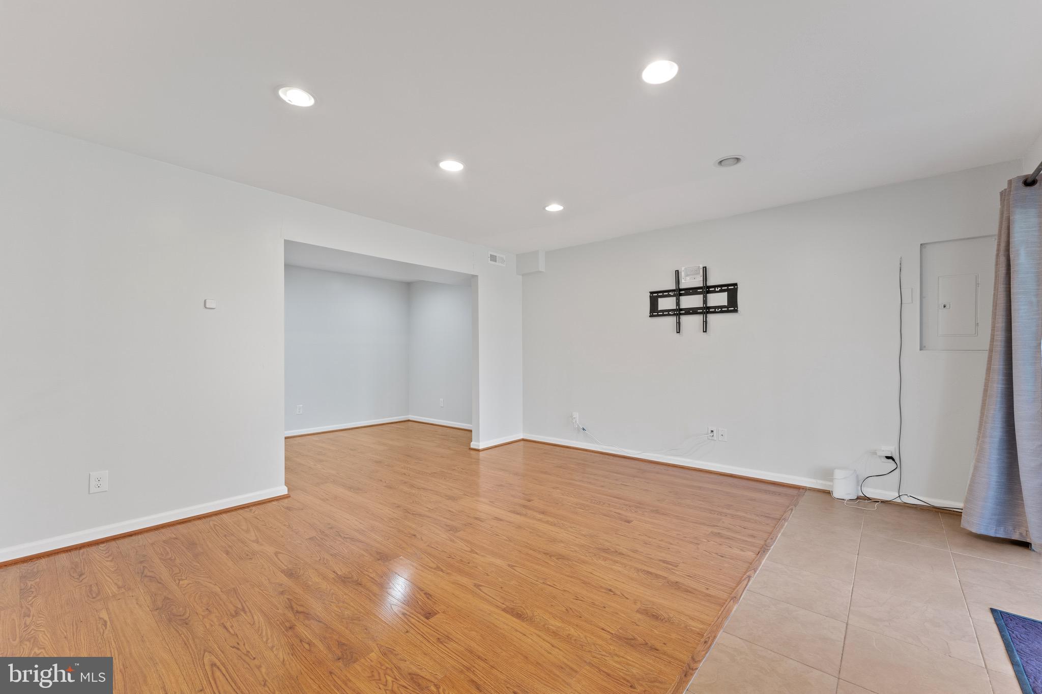 7221 PULLEN DRIVE