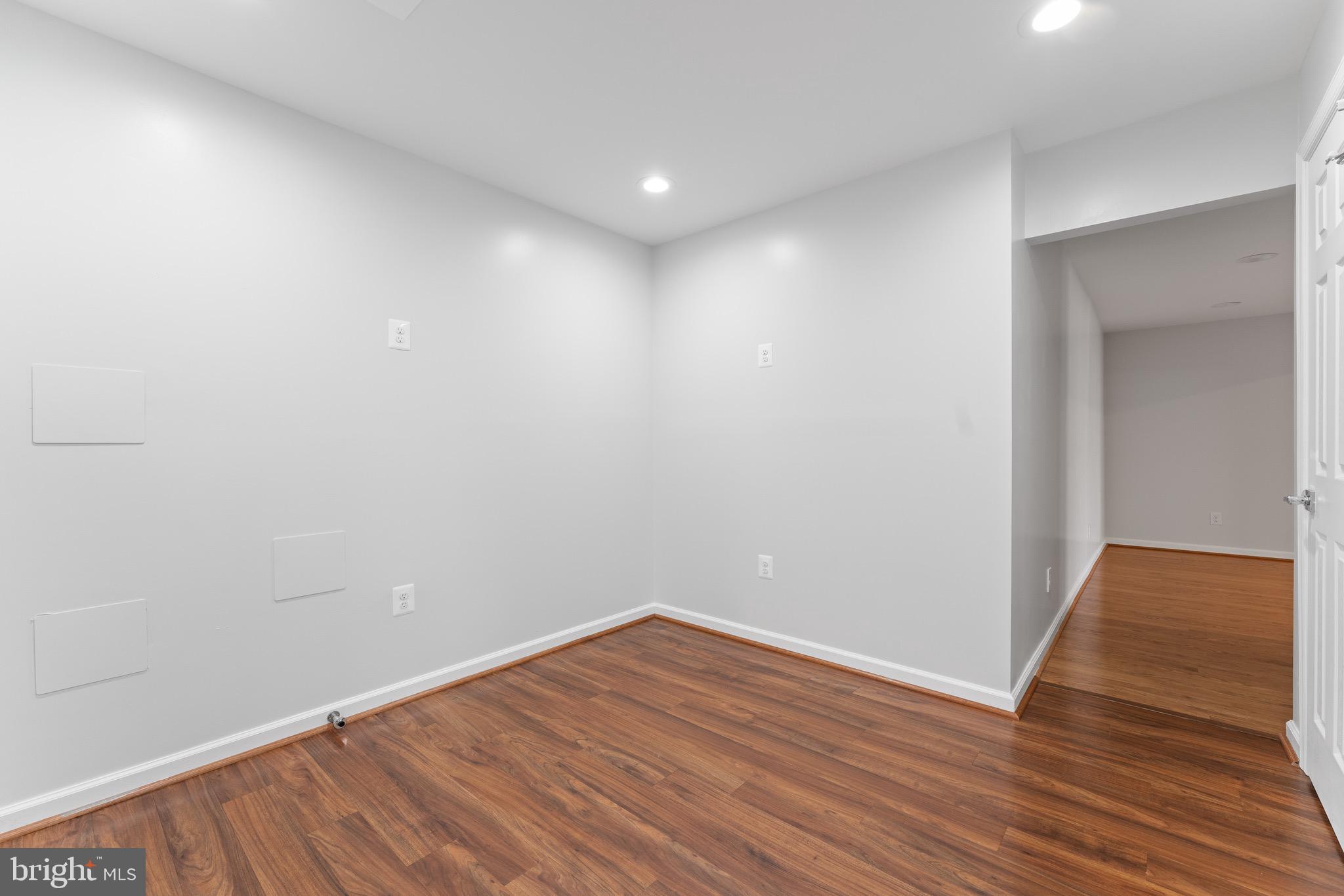 7221 PULLEN DRIVE
