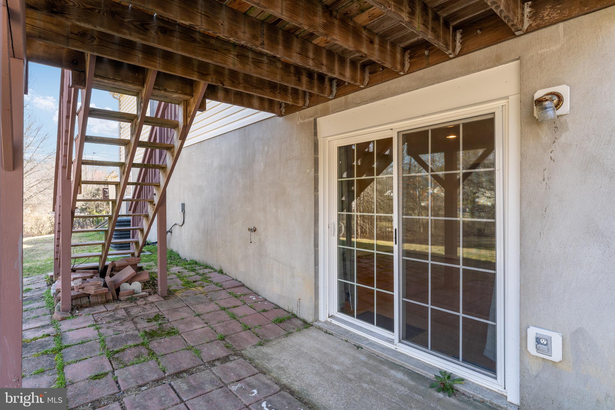 7221 PULLEN DRIVE