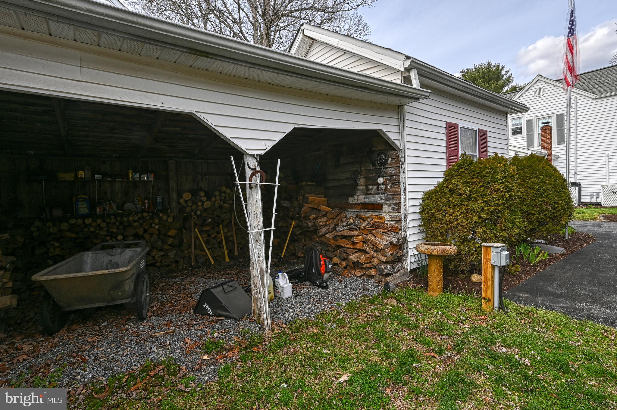3944 LEWISTON ROAD
