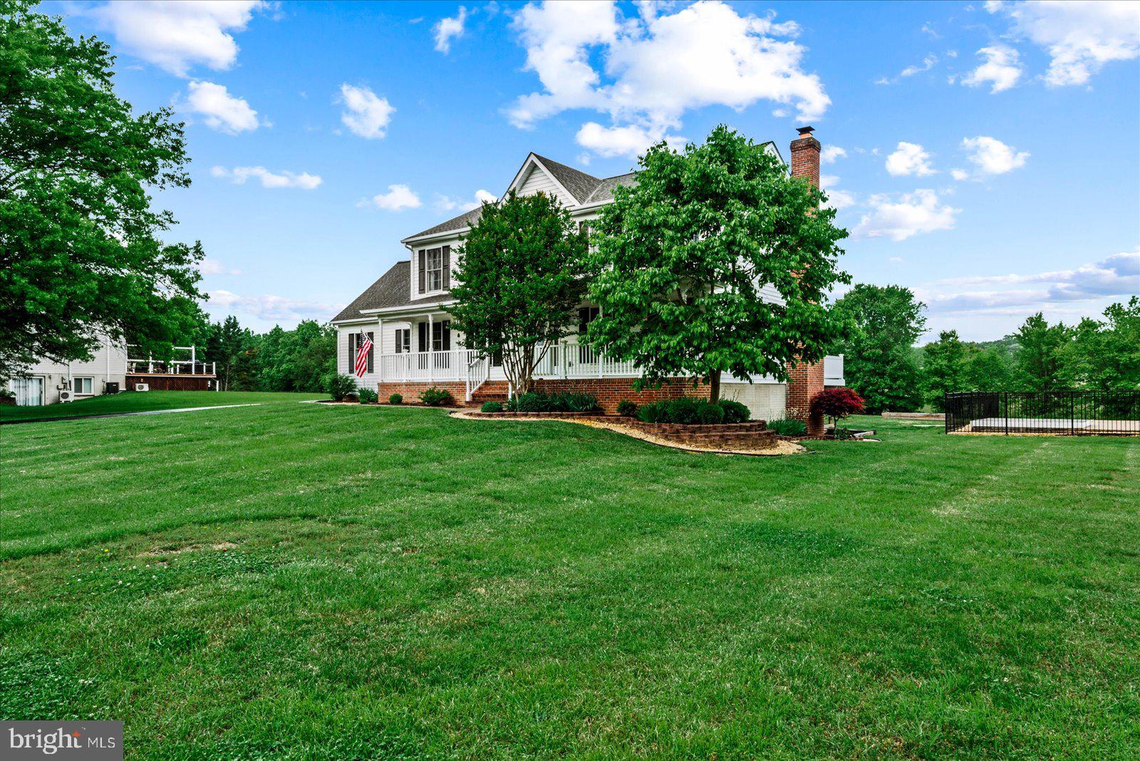 7911 WESTBURY MANOR DRIVE