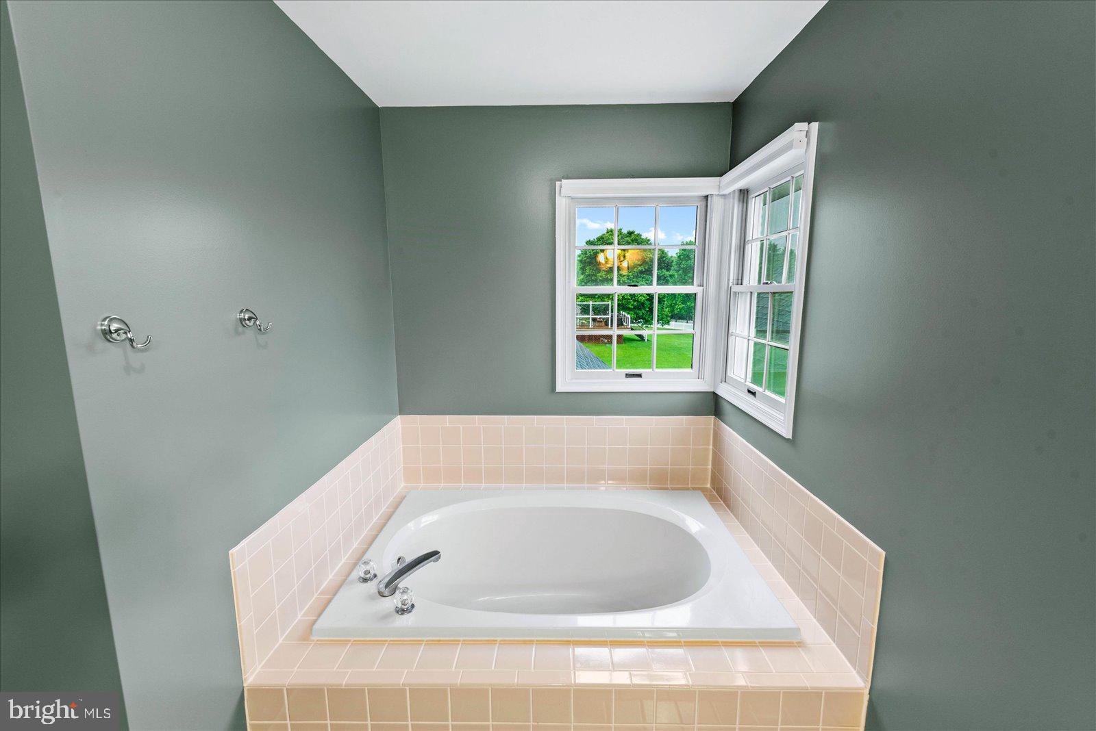 7911 WESTBURY MANOR DRIVE