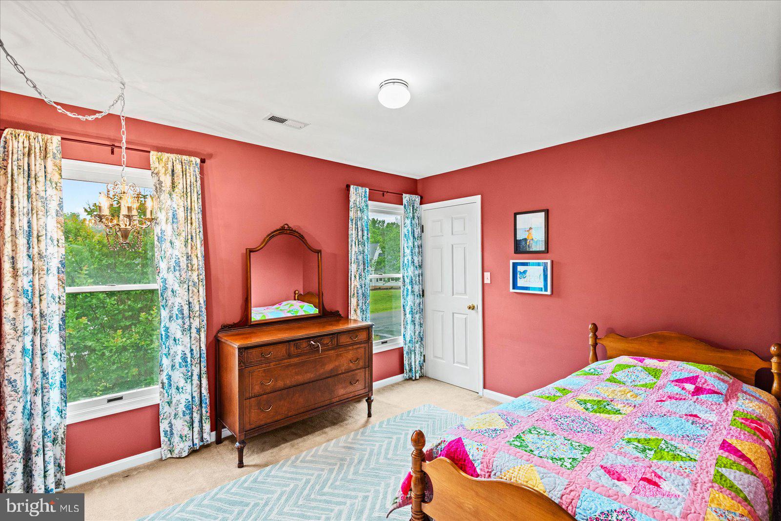 7911 WESTBURY MANOR DRIVE