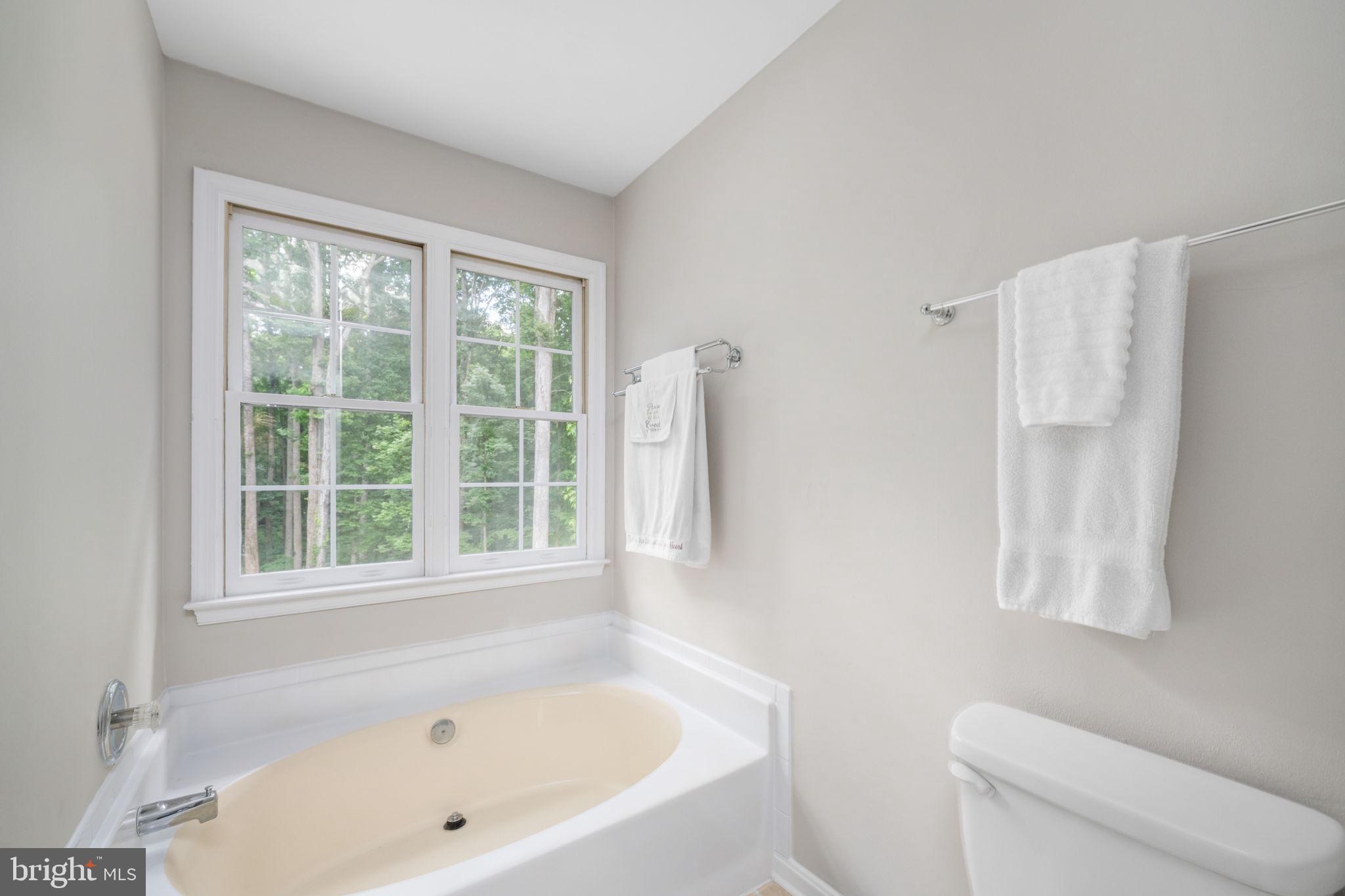 10502 CHESTERWOOD DRIVE