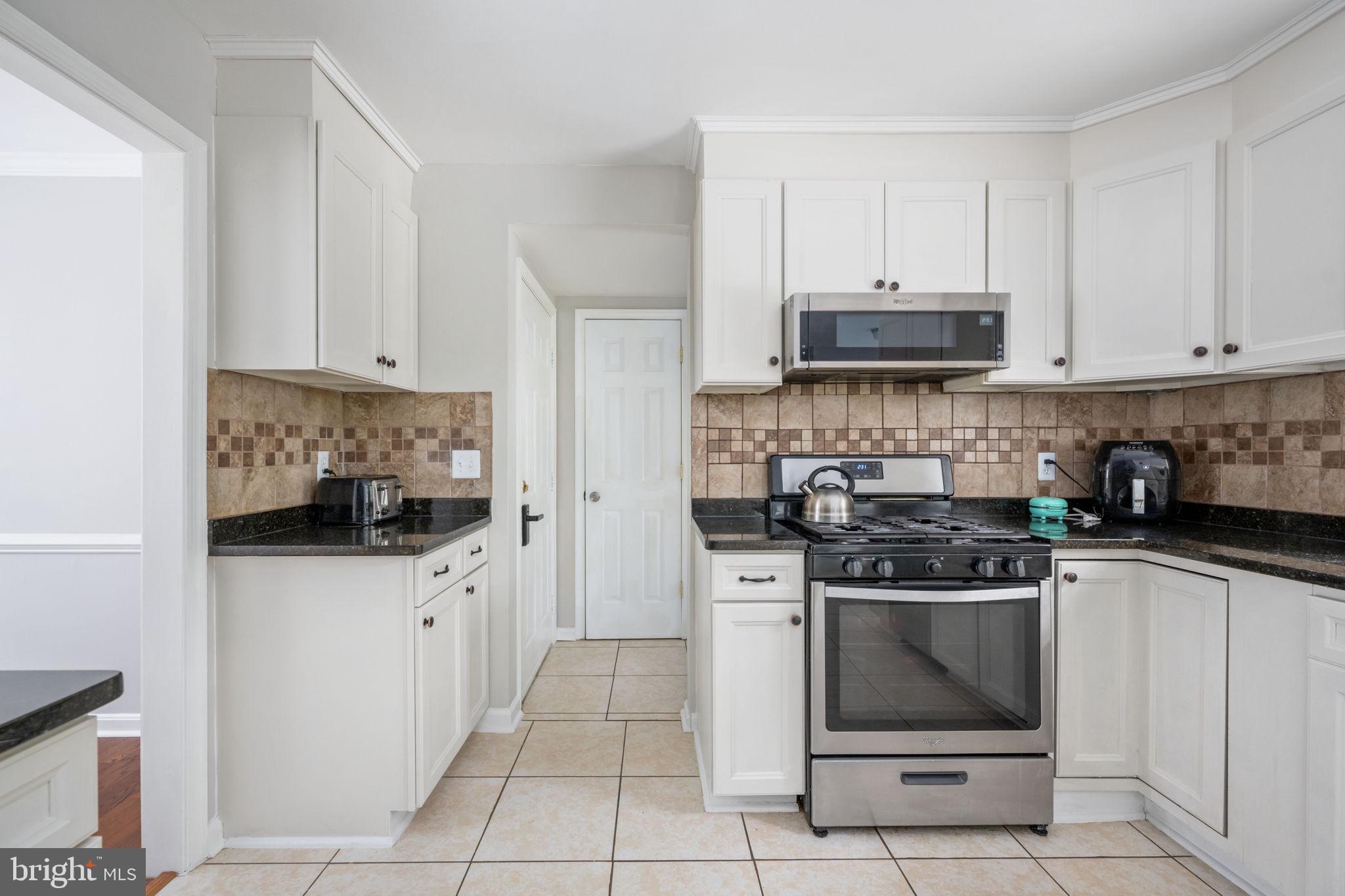 10502 CHESTERWOOD DRIVE