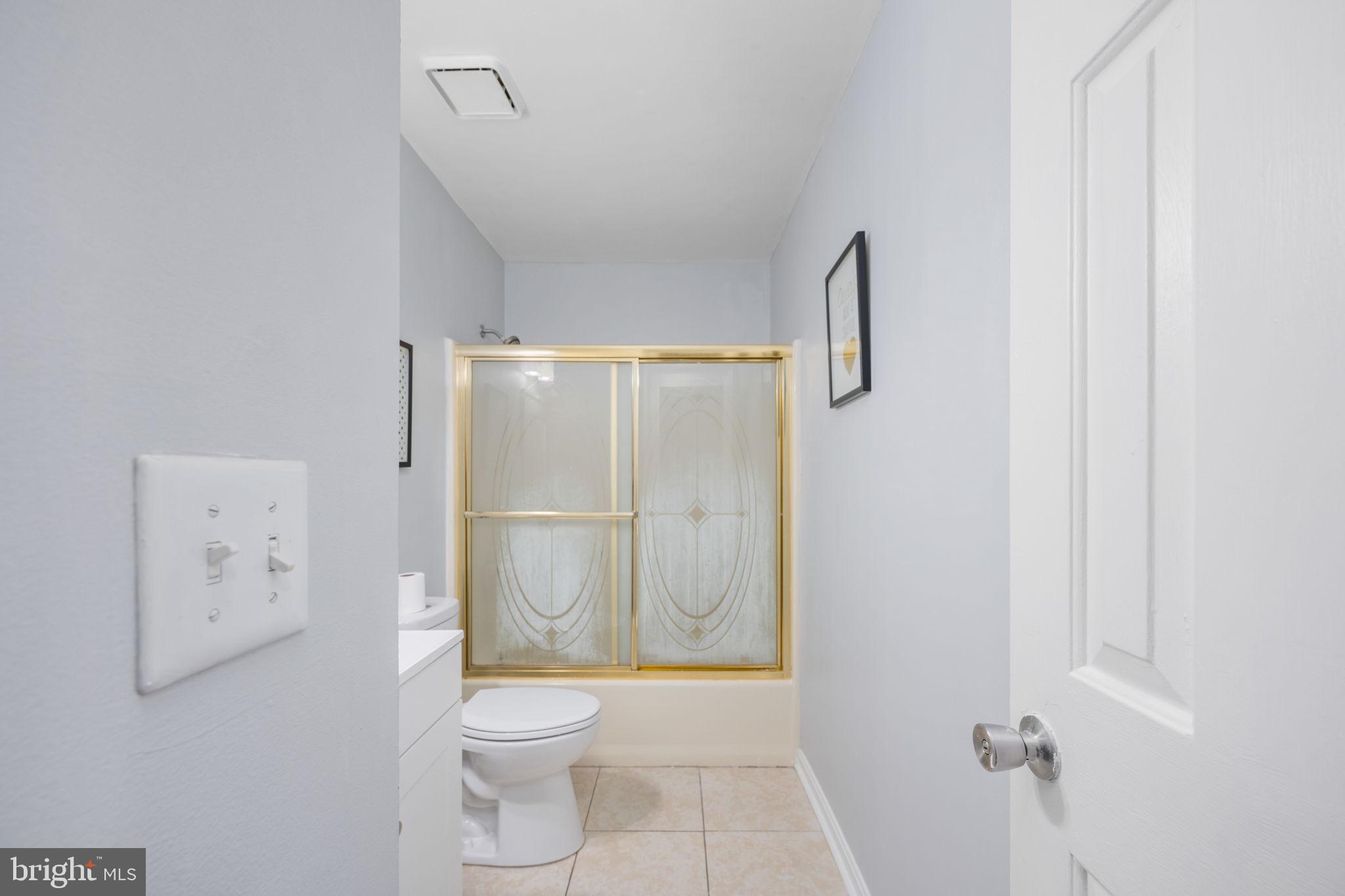 10502 CHESTERWOOD DRIVE