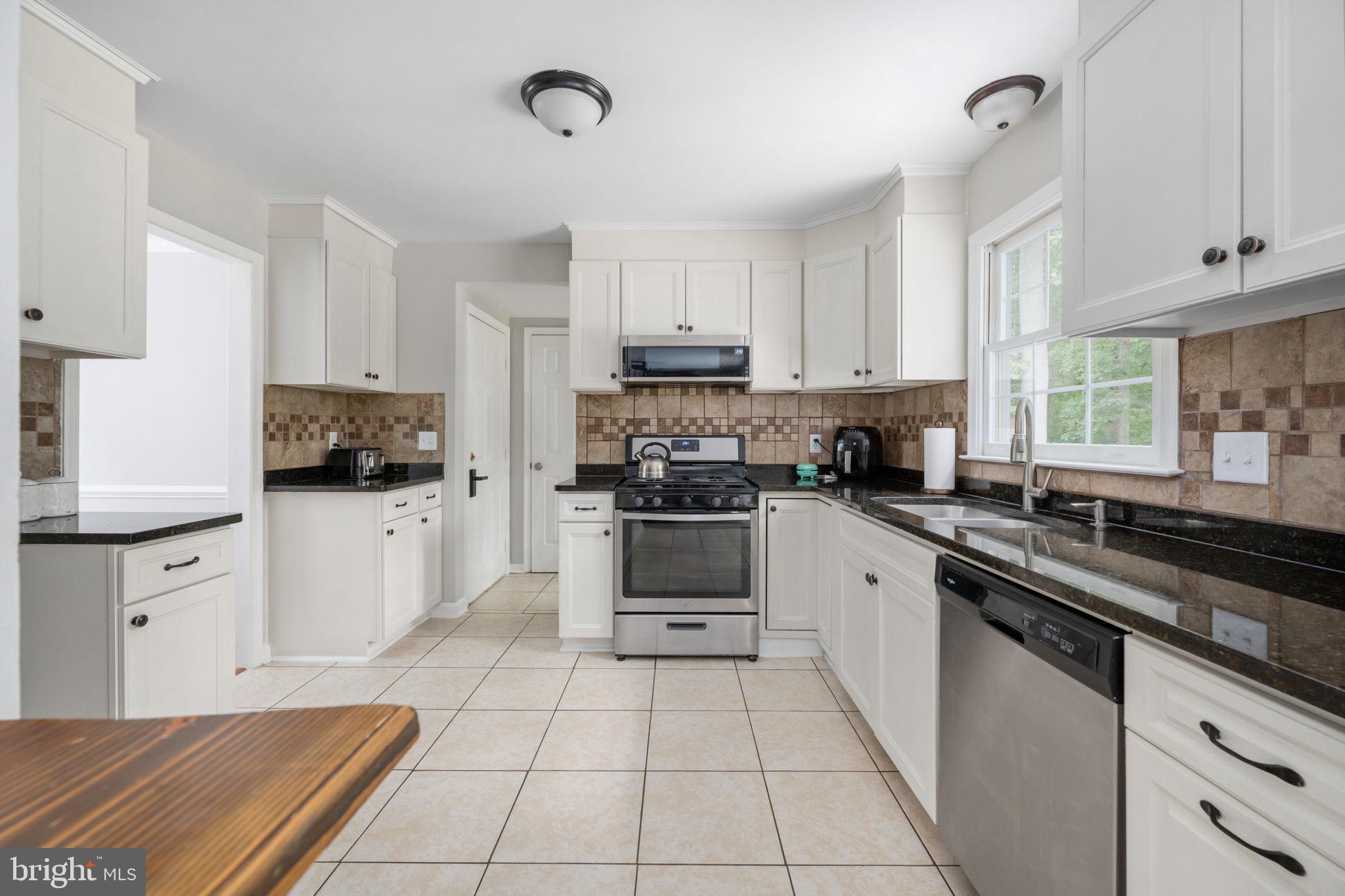 10502 CHESTERWOOD DRIVE