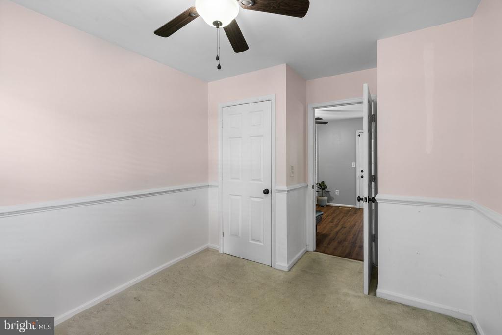 1236 DEWBERRY DRIVE
