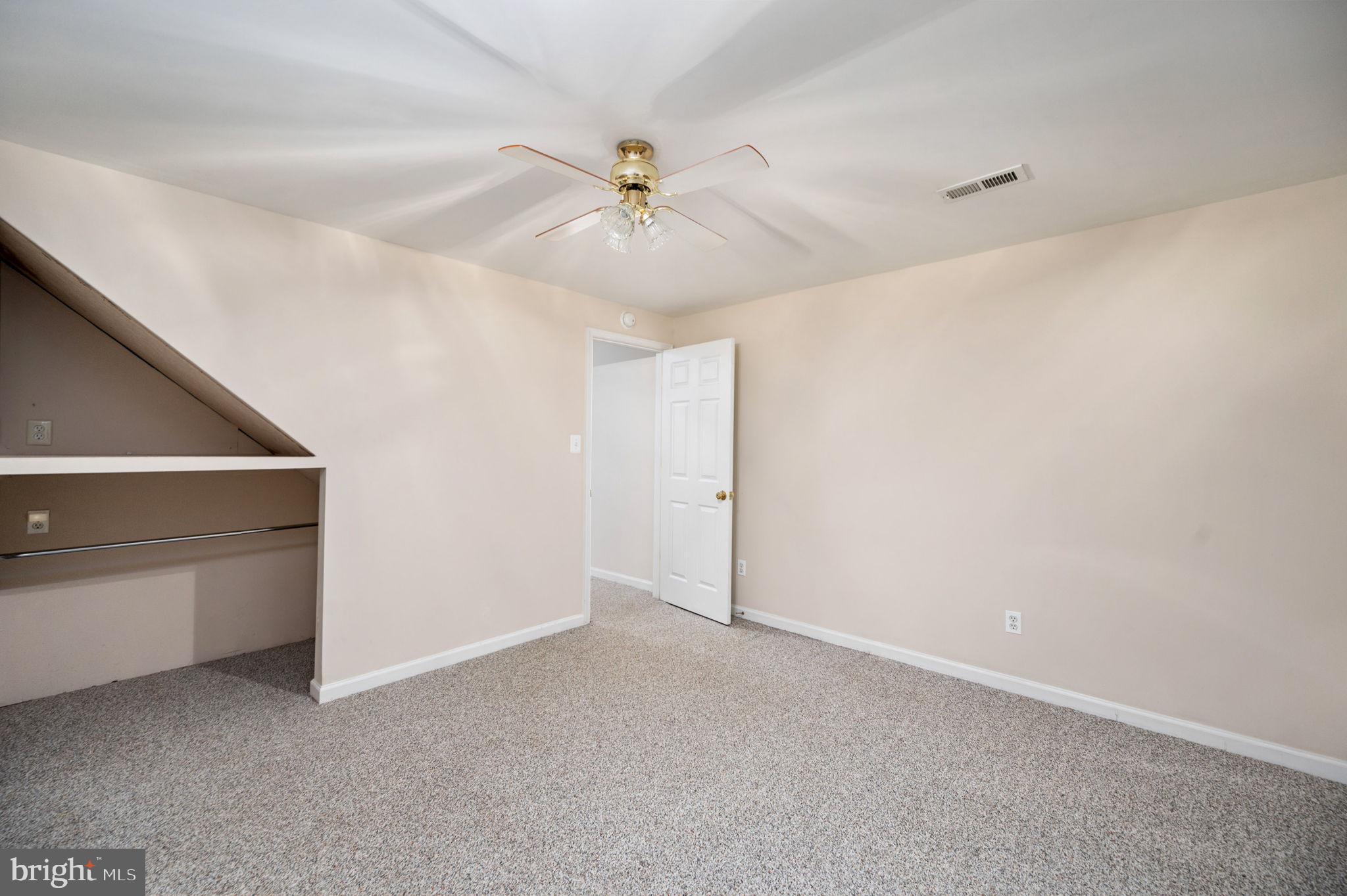 12111 KINGSWOOD BOULEVARD