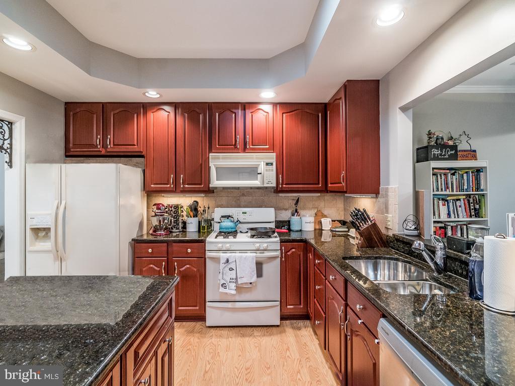 12104 MEADOW BRANCH WAY