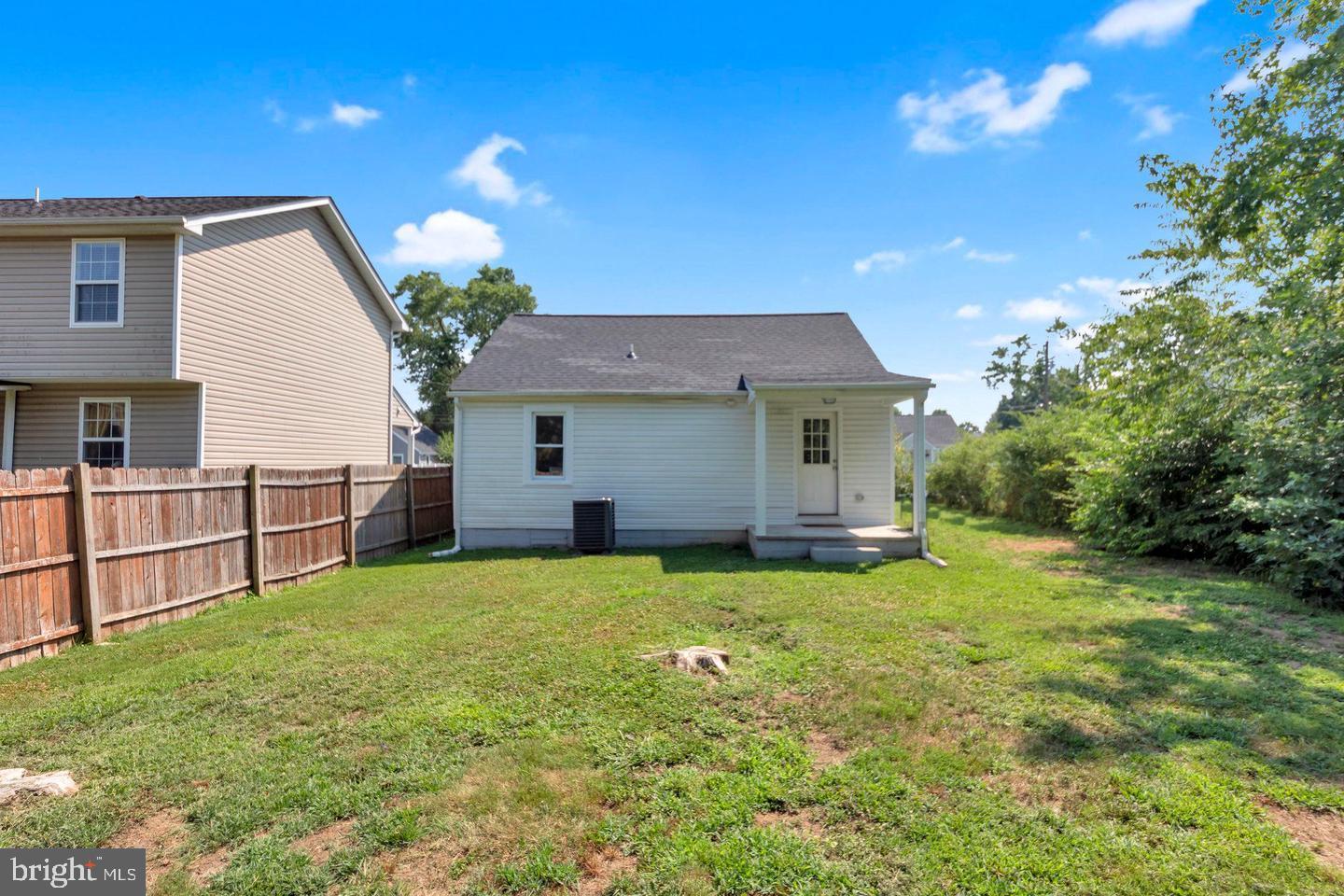 112 MOSBY STREET 112