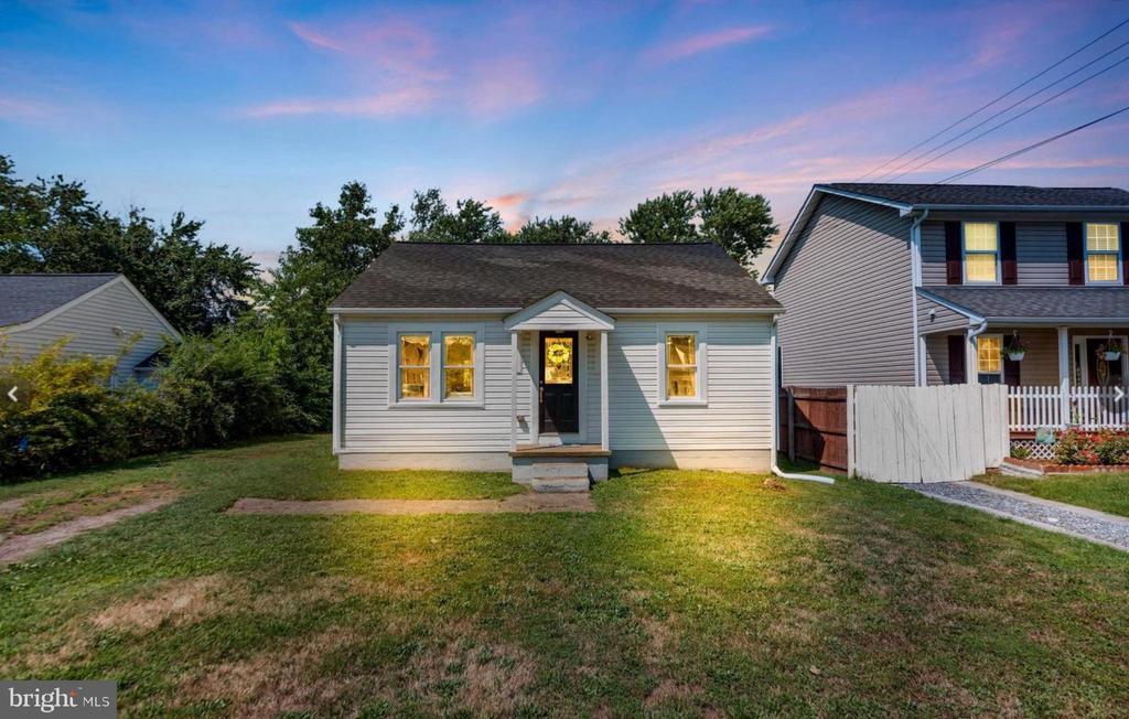 112 MOSBY STREET 112