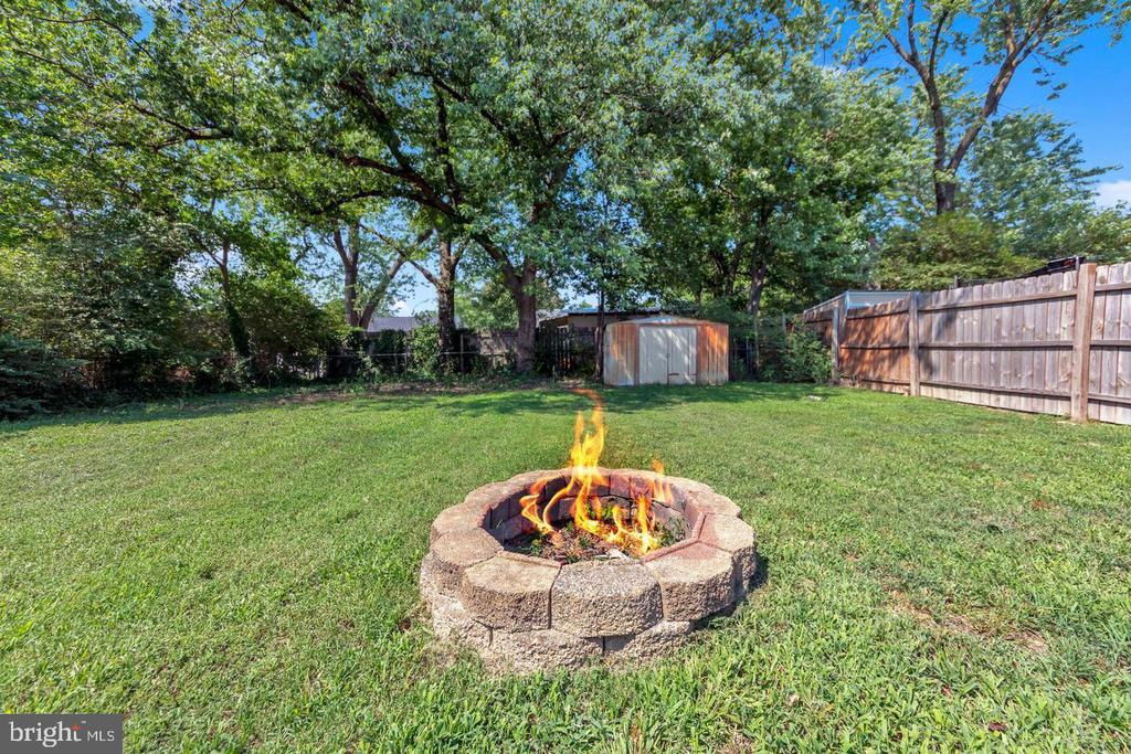 112 MOSBY STREET 112