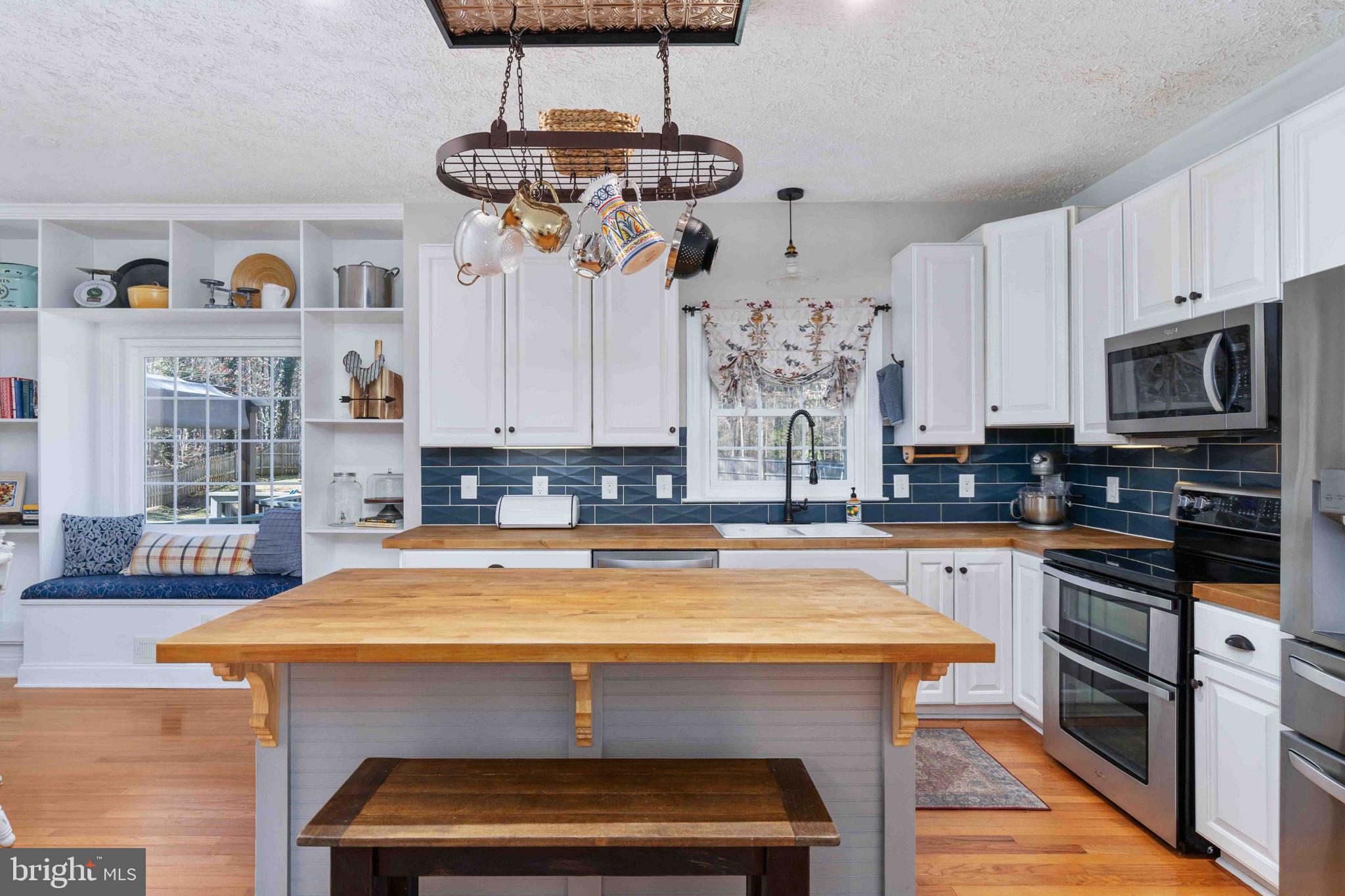 6302 PROSPECT STREET