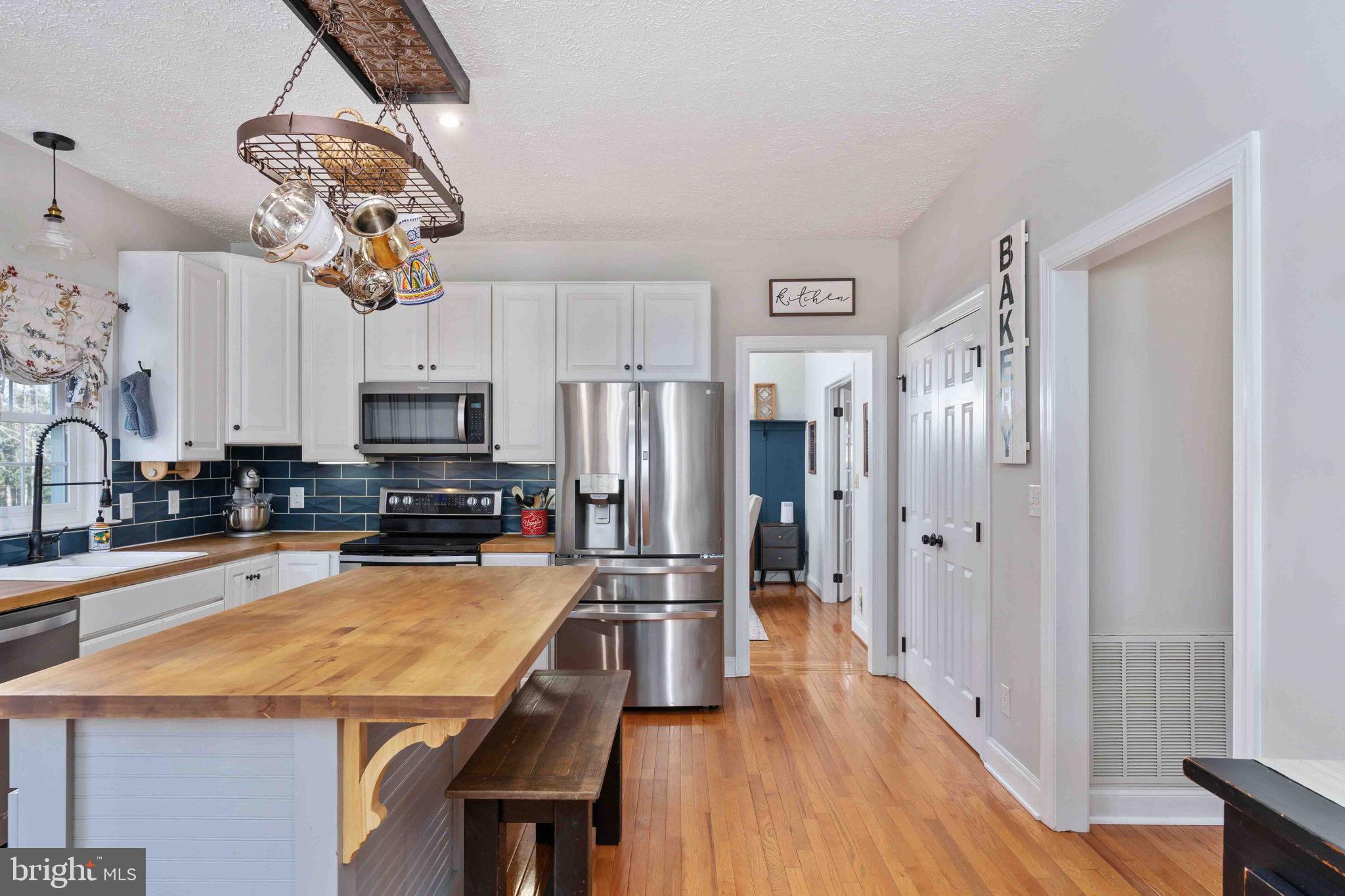 6302 PROSPECT STREET