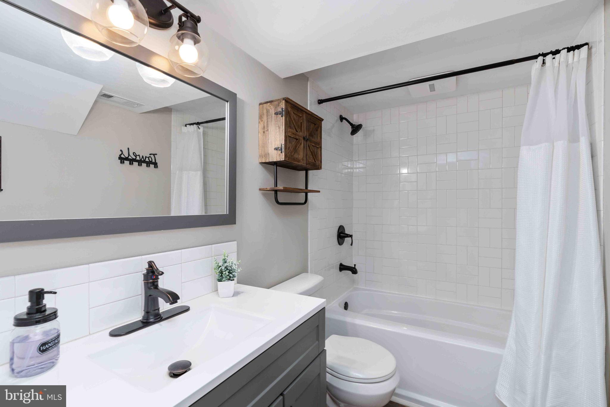 6302 PROSPECT STREET