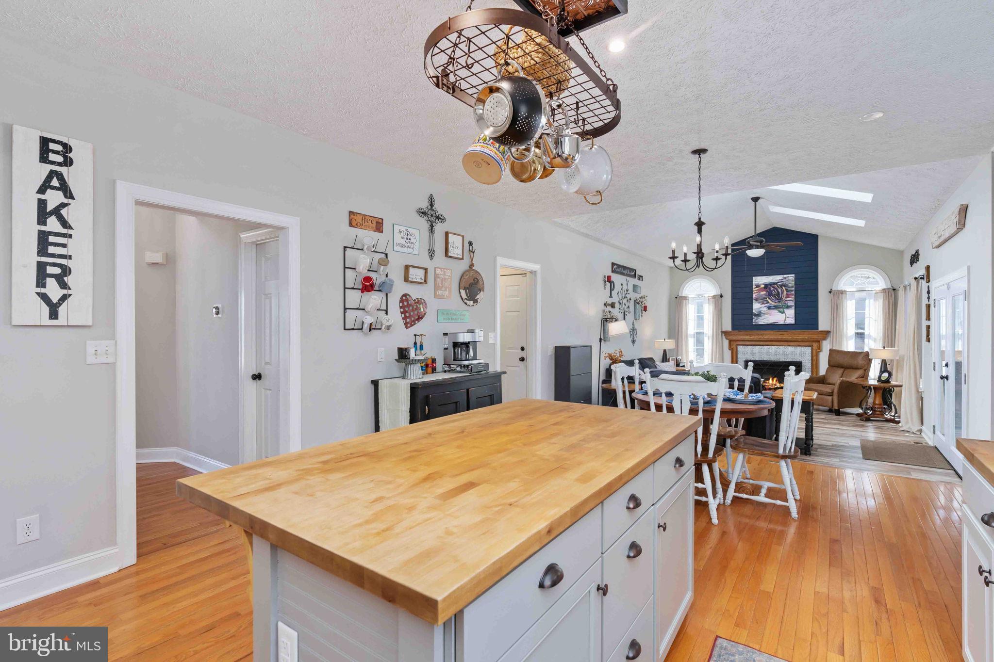 6302 PROSPECT STREET