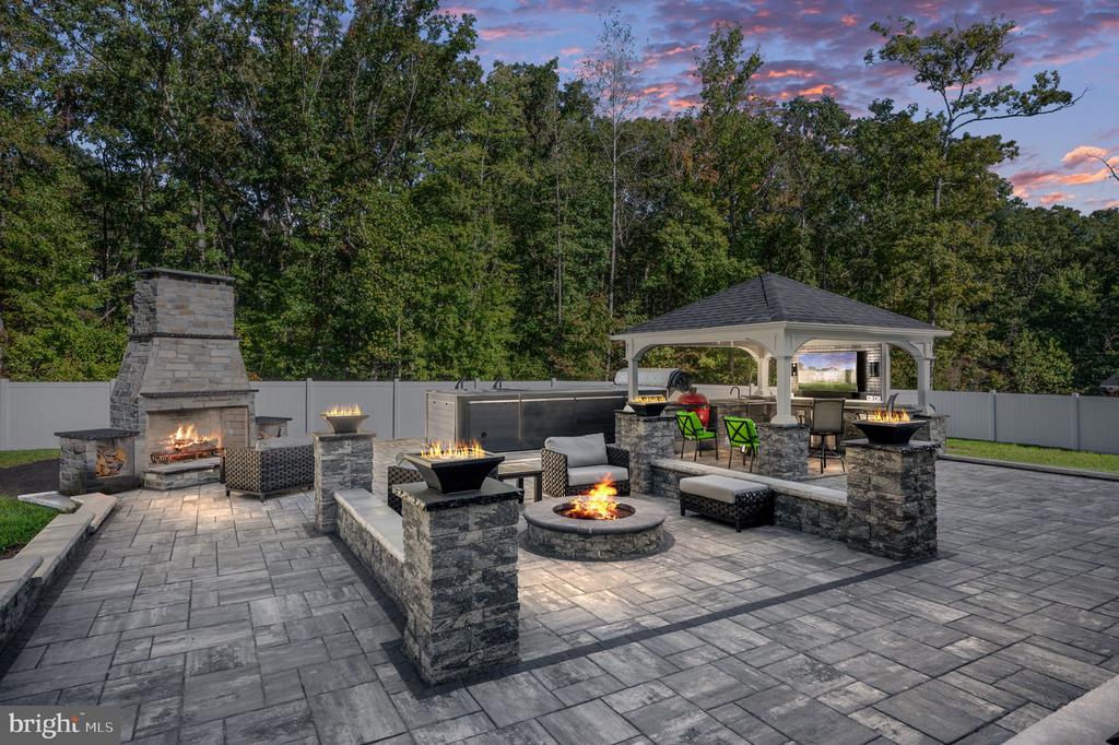 11416 BRANDY LANE