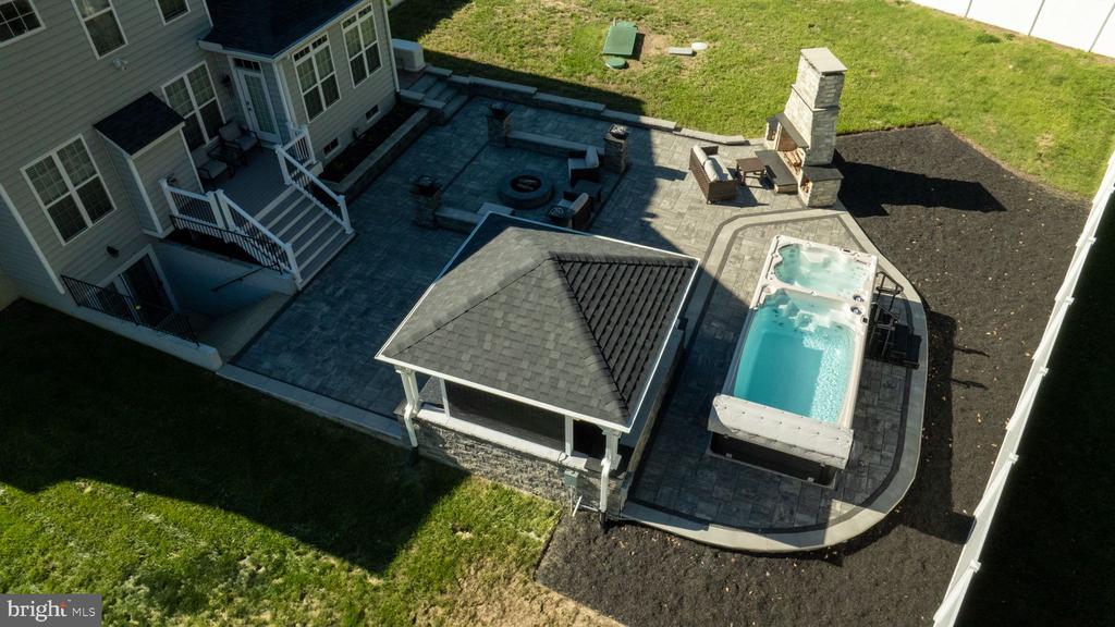 11416 BRANDY LANE