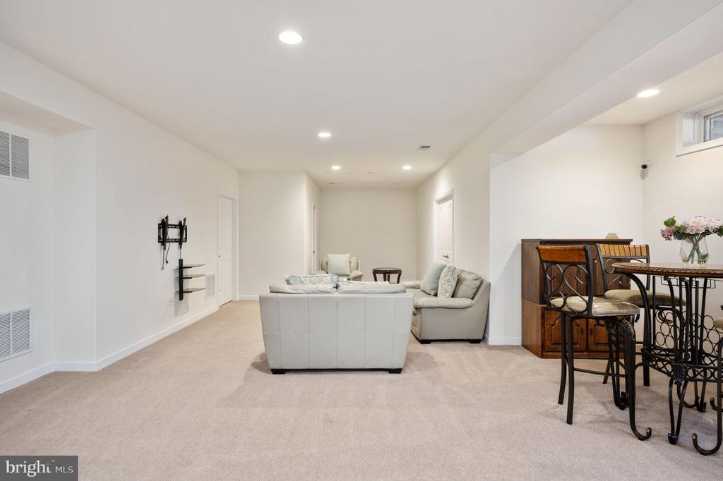 11416 BRANDY LANE
