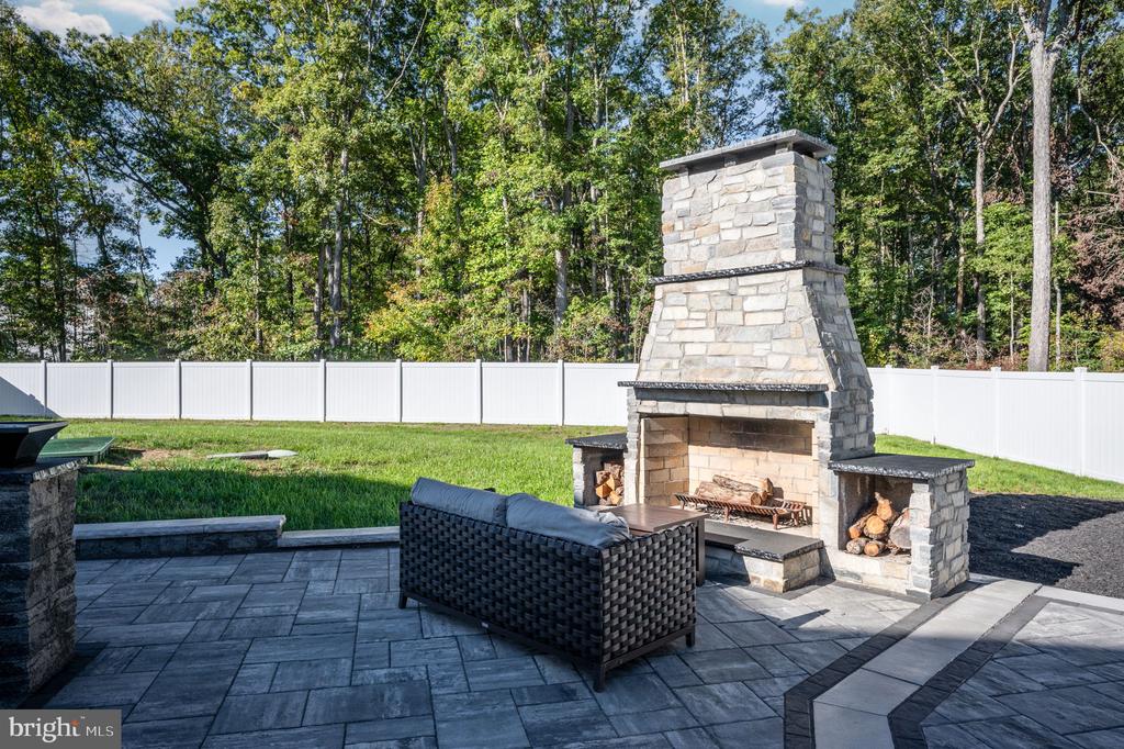 11416 BRANDY LANE